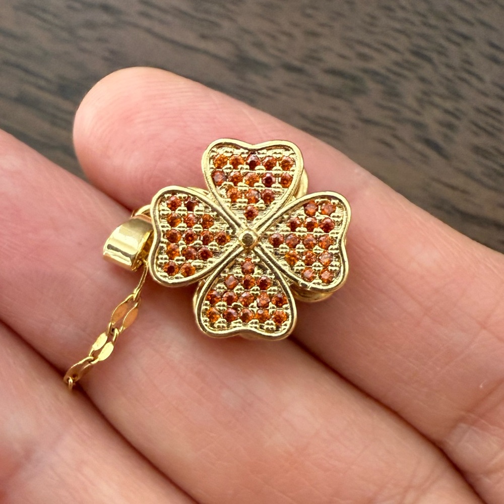 Pave set orange crystal gold plated stainless steel clover pendant and chain - Picture 4 of 8